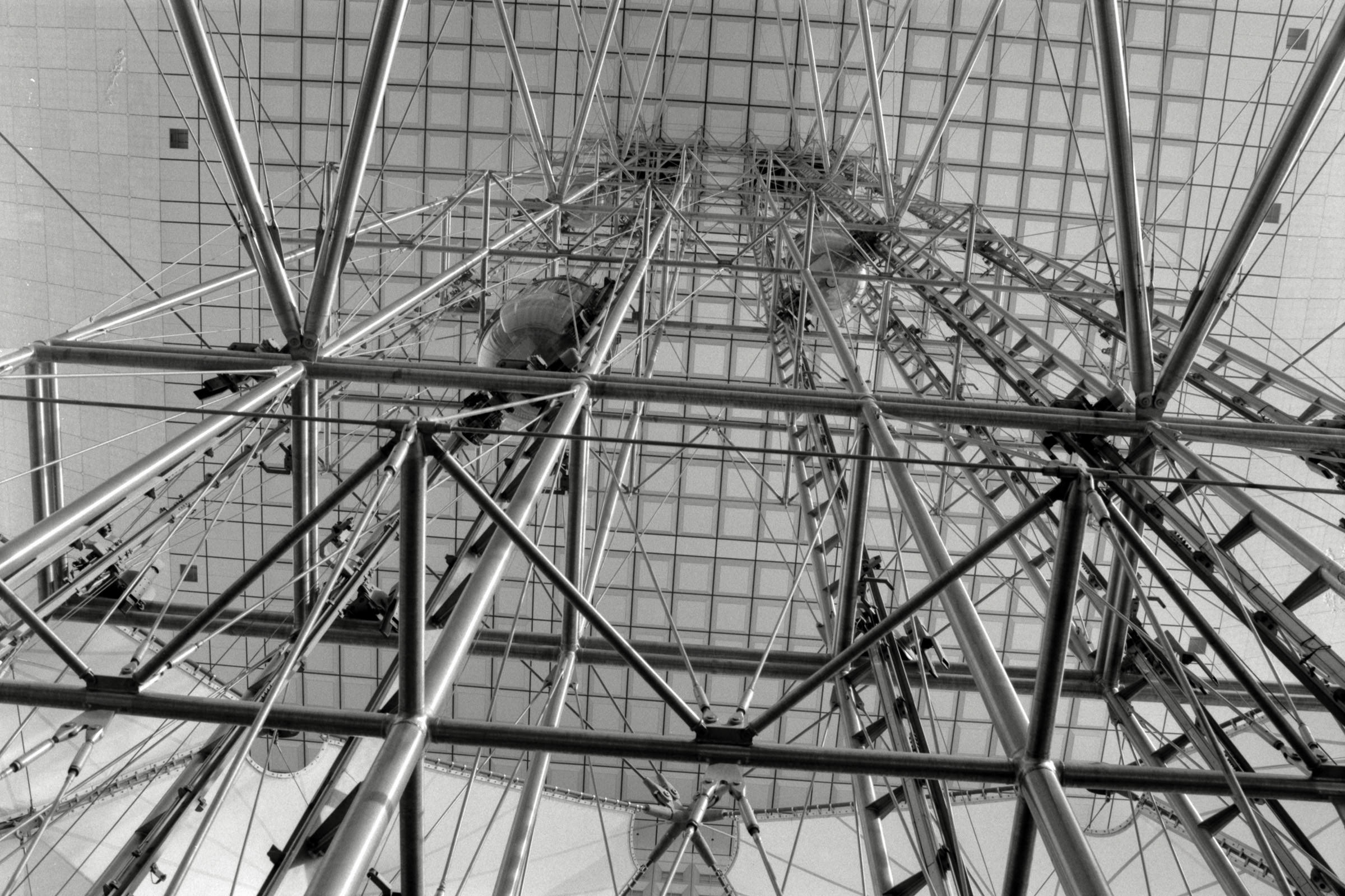 AHP F1990 09 002 sc250506 img20 NLP